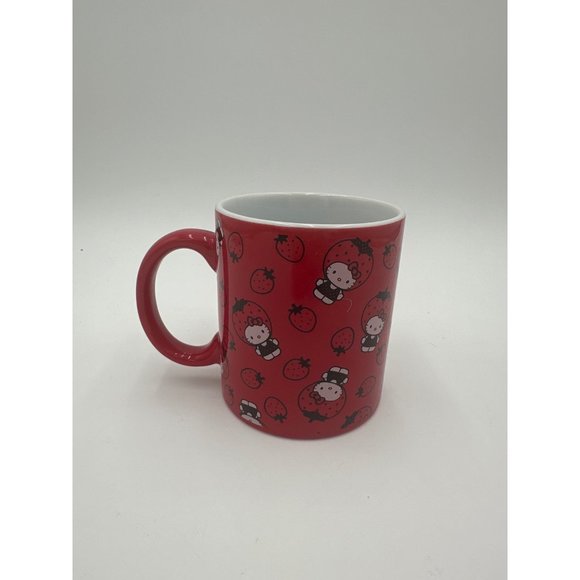 Hello Kitty sanrio 20 ounce strawberry mug red - Picture 3 of 5